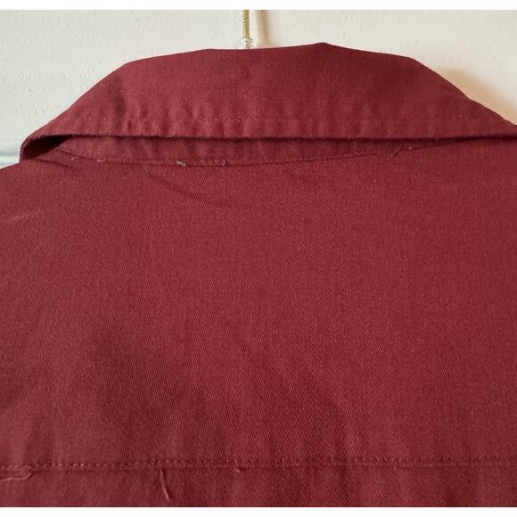 Mens Wrangler Work Shirt, Burgandy, comfort twill, short sleeve, Size L - Picture 6 of 9